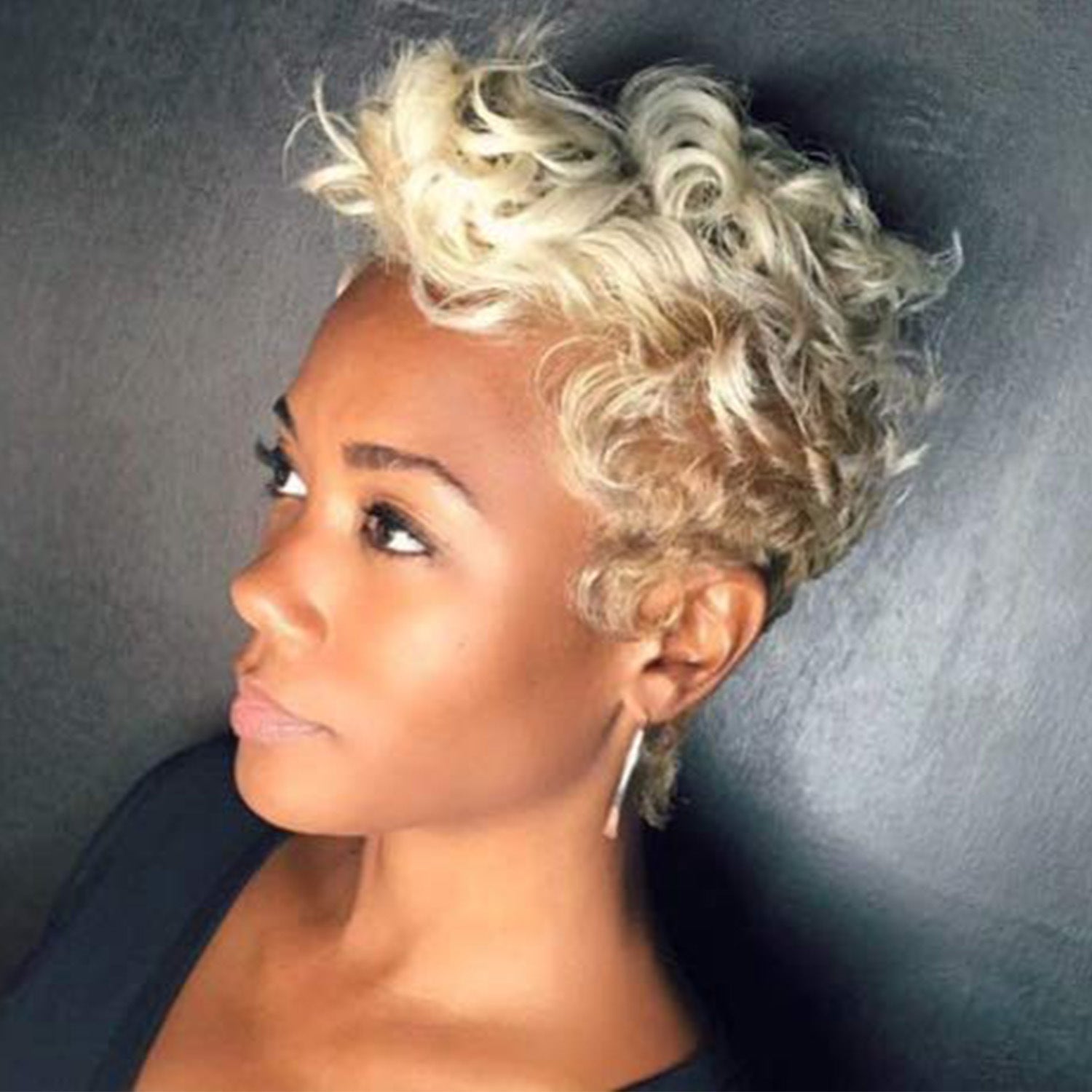 Short Curly Hair Wig – European & American Look, High-Quality Chemical Fiber