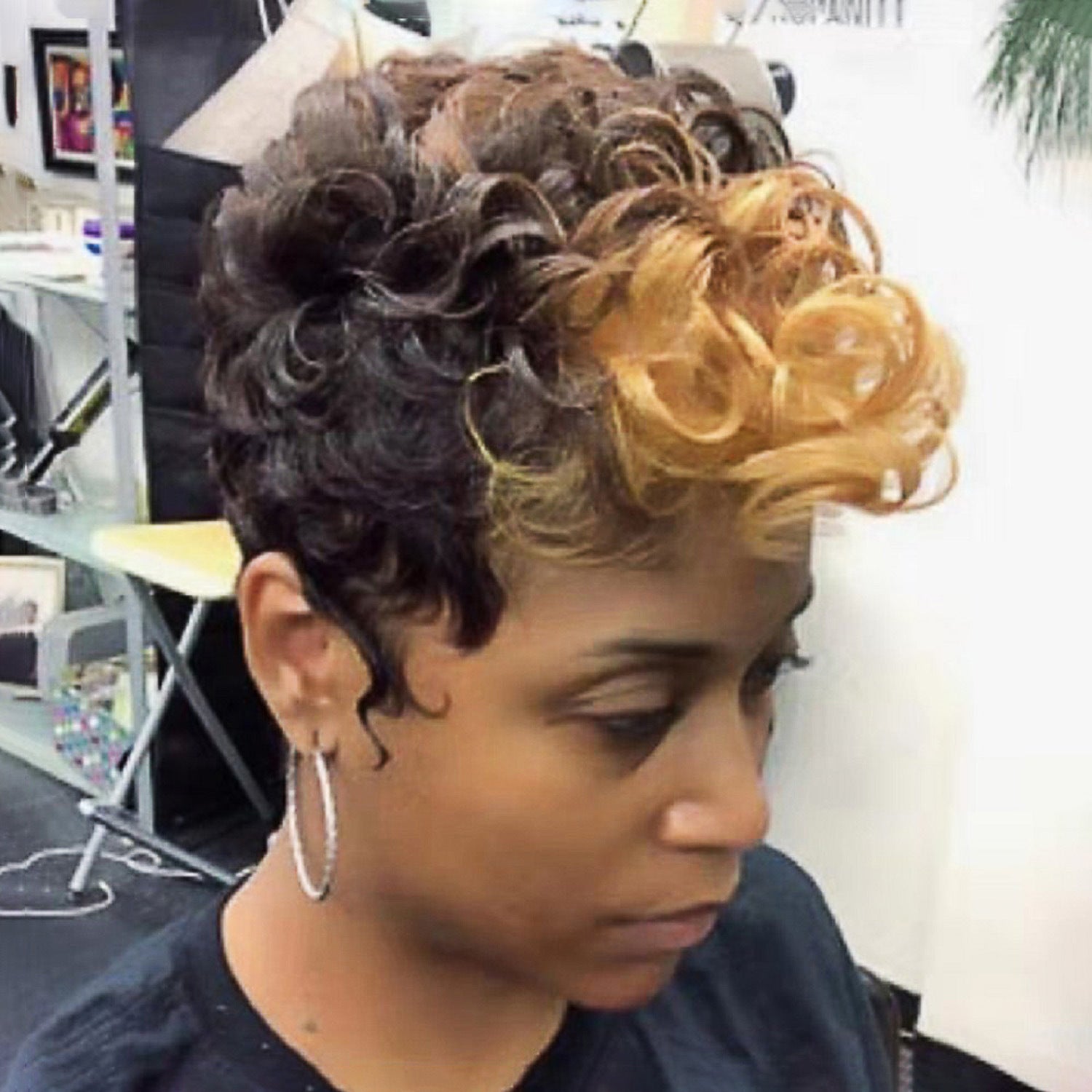 Short Curly Hair Wig – European & American Look, High-Quality Chemical Fiber