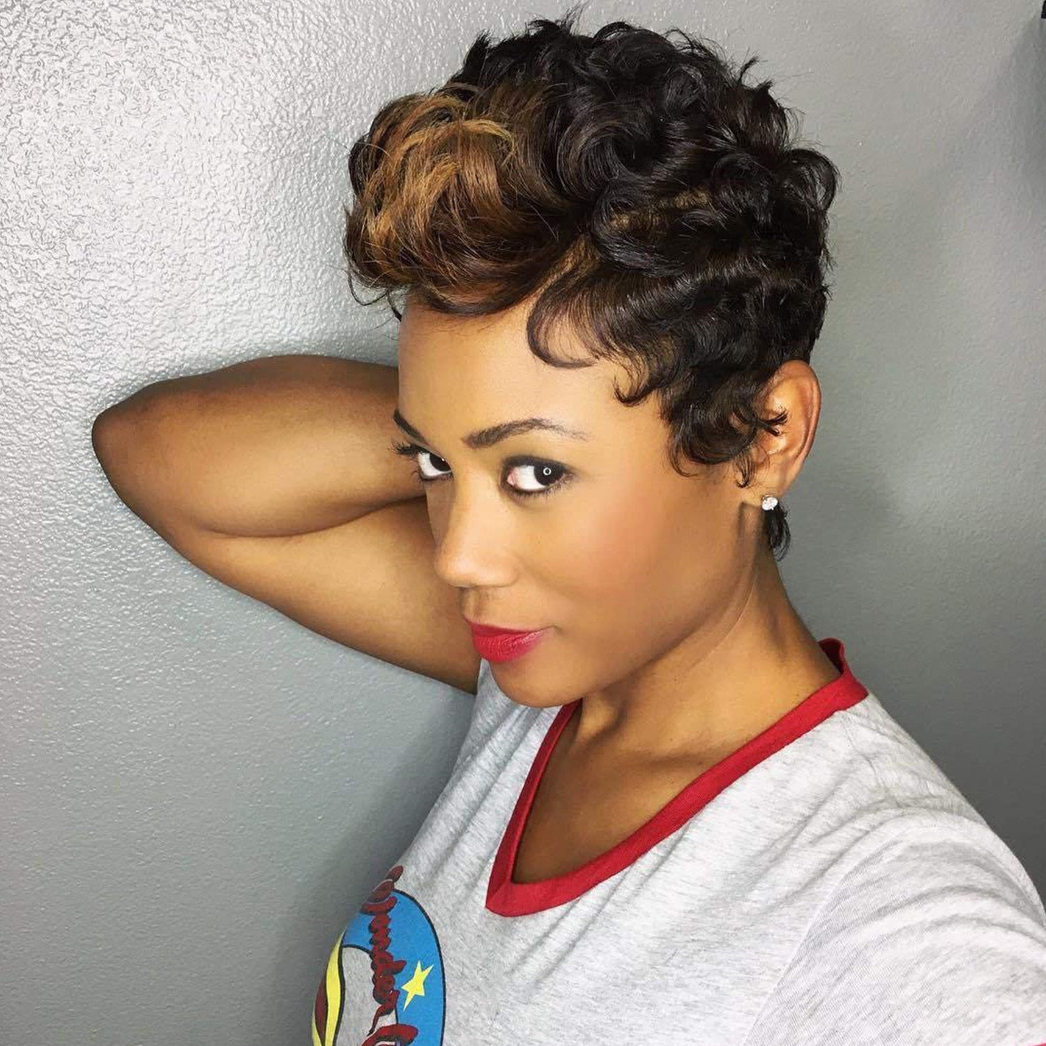 Short Curly Hair Wig – European & American Look, High-Quality Chemical Fiber